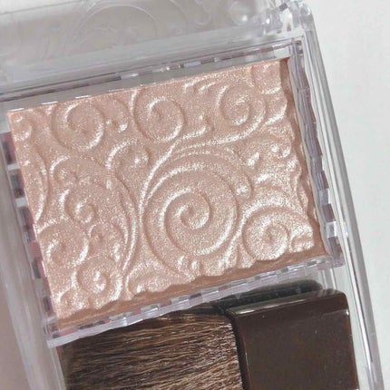 パールグロウハイライト/CEZANNE/パウダーハイライトを使ったクチコミ(2枚目)