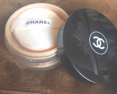 プードゥル ユニヴェルセル リーブル/CHANEL/ルースパウダーを使ったクチコミ（1枚目）