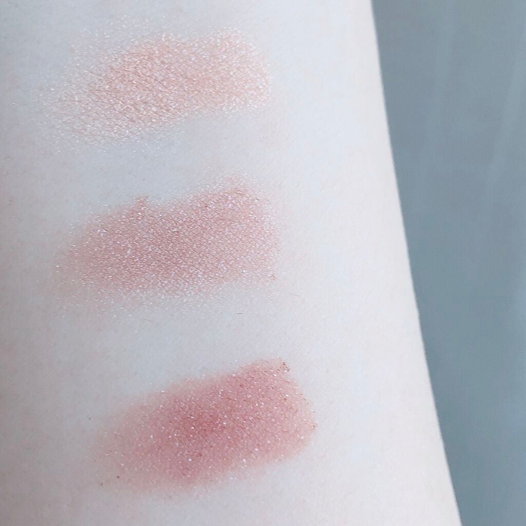 シャドーカスタマイズ/MAJOLICA MAJORCA/単色アイシャドウを使ったクチコミ(4枚目)