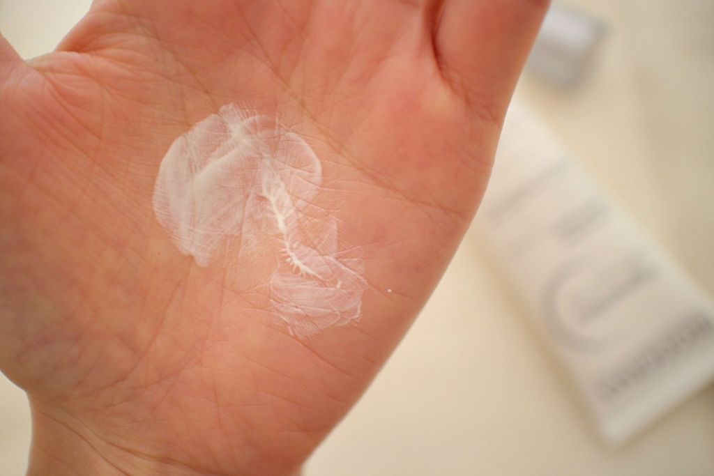 ピグメンビオ デイリーUVケア ホワイト SPF50＋/PA++++/ビオデルマ/化粧下地を使ったクチコミ（2枚目）