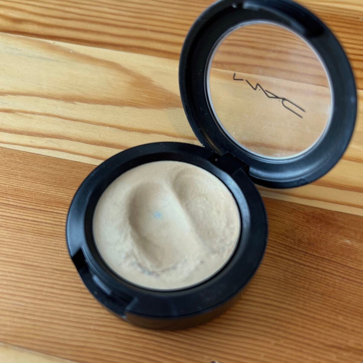 クリーム カラー ベース/M・A・C/ジェル・クリームアイシャドウを使ったクチコミ(1枚目)