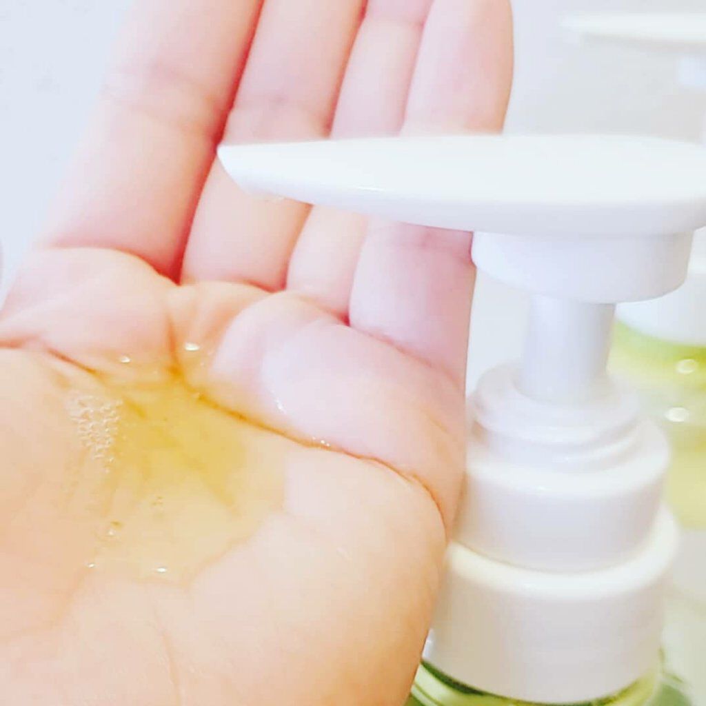 レヴール スムース＆モイスト シャンプー／トリートメント/Reveur(レヴール)/市販シャンプーを使ったクチコミ（2枚目）