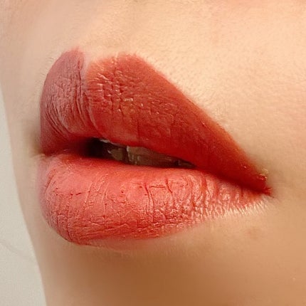 みく@フォロバ on LIPS 「マットリップ苦手民な私…なぜかっていえば縦じわに入り込むから😭..」(8枚目)