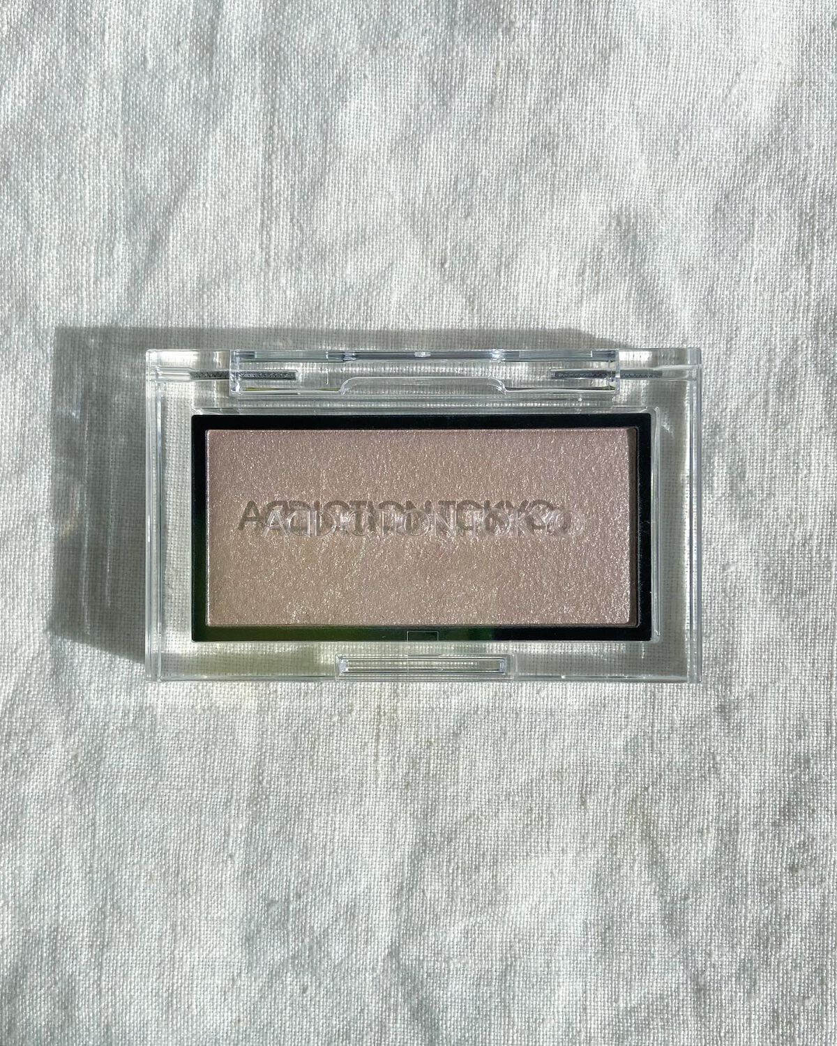 アディクション ザ ブラッシュ ニュアンサー 001N Beyond Light/ADDICTION/パウダーチークを使ったクチコミ（1枚目）