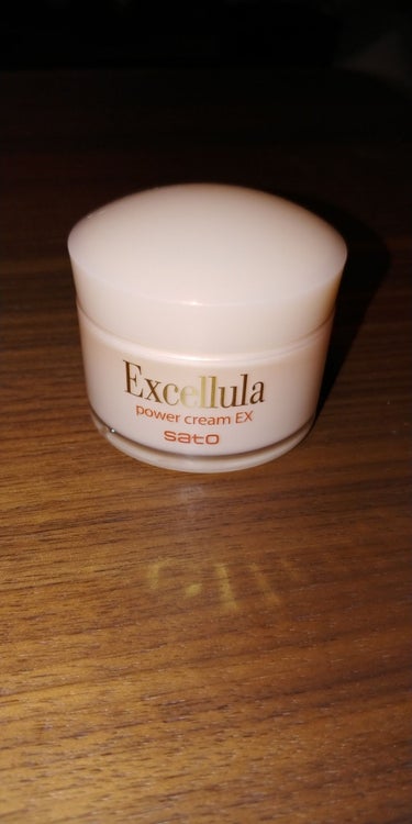 Excellula パワークリームEXのクチコミ「佐藤製薬さんの
Excellula power cream EX
保湿クリームです(*´ω`*.....」（1枚目）