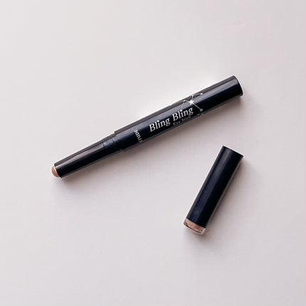 キラキラ アイシャドウ/ETUDE/スティックアイシャドウを使ったクチコミ(3枚目)