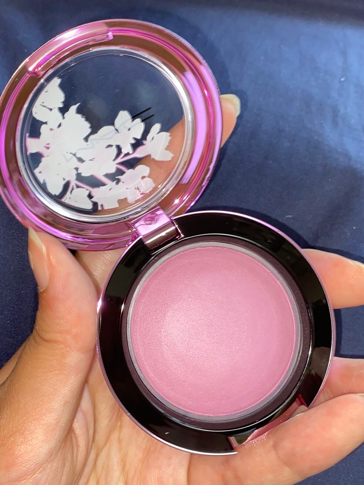 グロー プレイ ブラッシュ WILD CHERRY COLLECTION/M・A・C/パウダーチークを使ったクチコミ(2枚目)