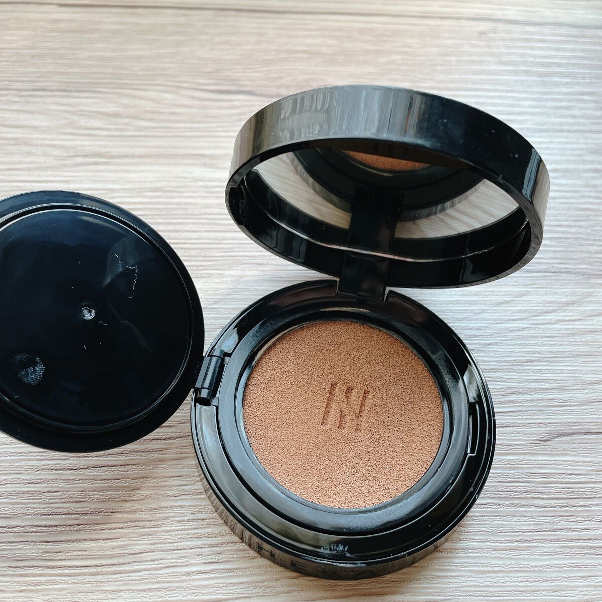 ブラック クッション/HERA/クッションファンデーションを使ったクチコミ（2枚目）