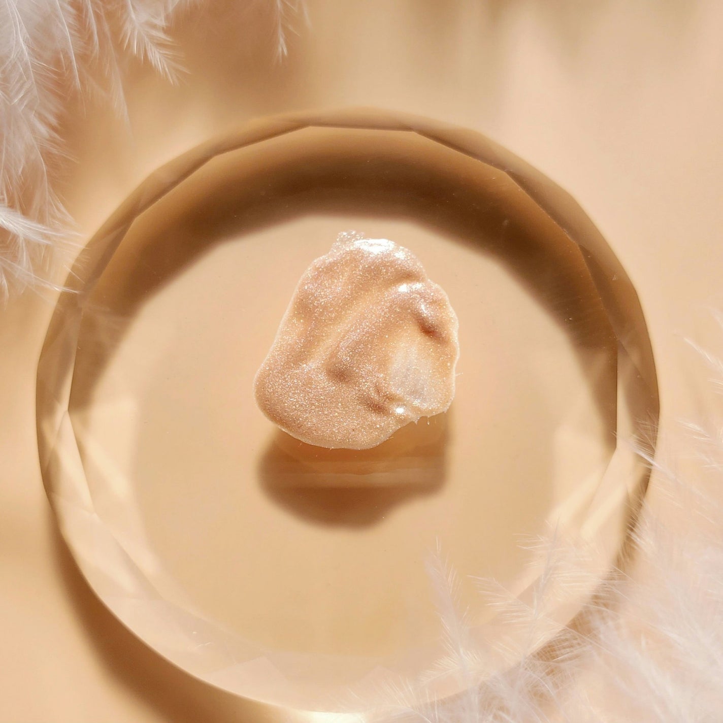 エッセンスイン アイシャドウ/DHC/リキッドアイシャドウを使ったクチコミ(3枚目)