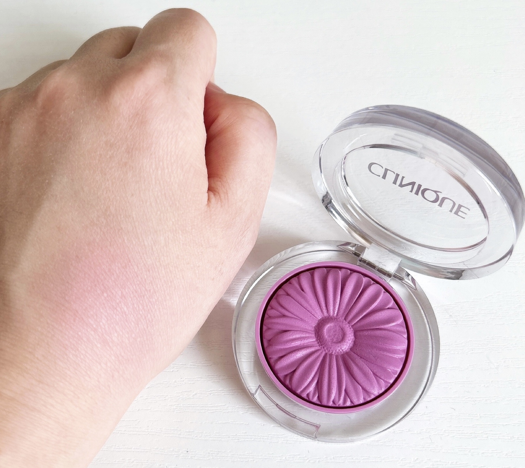 チーク ポップ/CLINIQUE/パウダーチークを使ったクチコミ（2枚目）