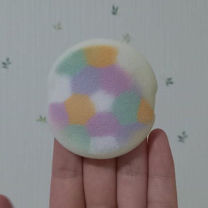 マルチカラーフェイスパウダー/Dolly Angel/プレストパウダーを使ったクチコミ(10枚目)