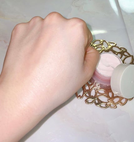 チェジュ チェリーブロッサム トーンアップクリーム/innisfree/化粧下地を使ったクチコミ(3枚目)