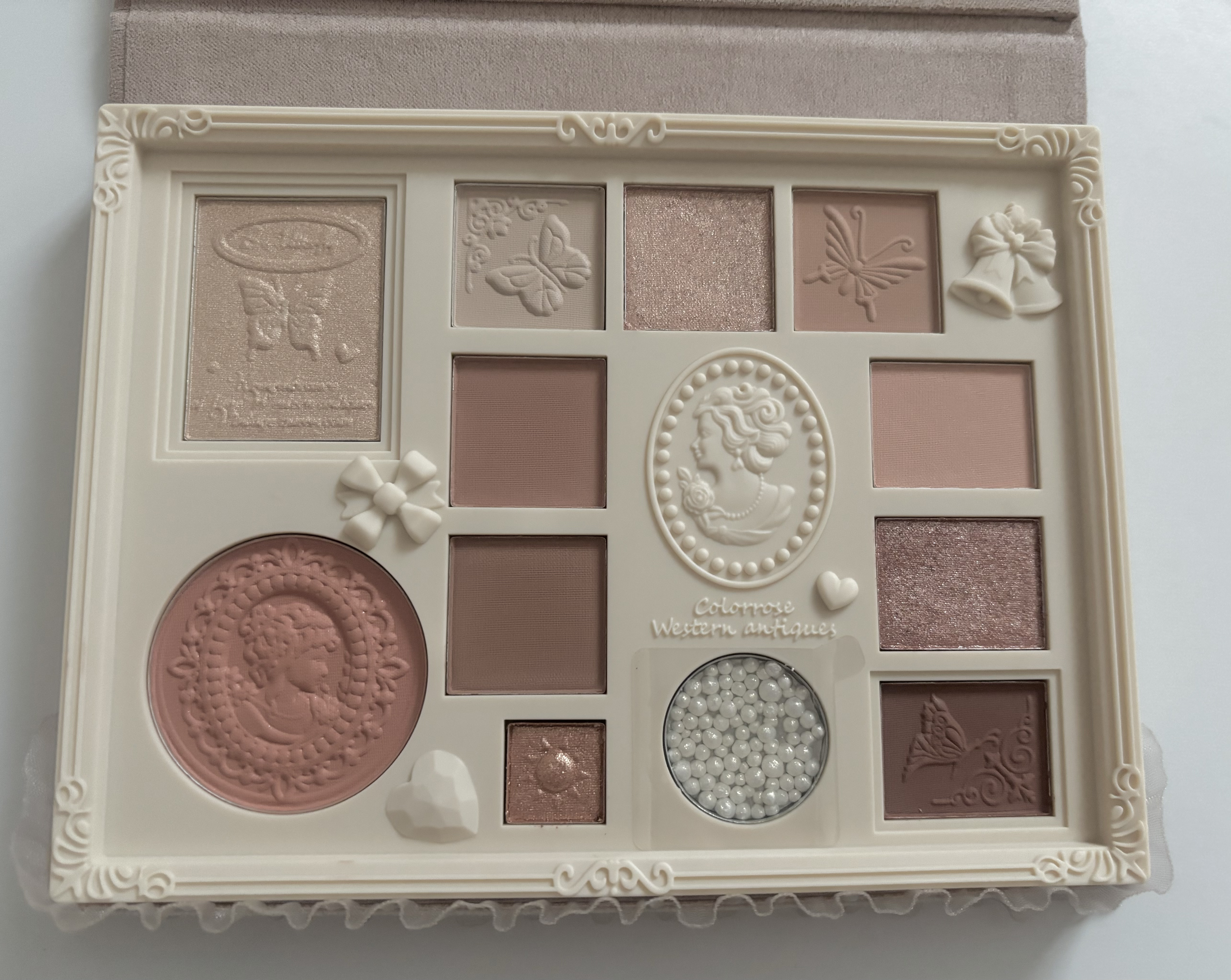 女王のカメオマルチパレット  02 マーガレット/COLORROSE/マルチパレットを使ったクチコミ（1枚目）