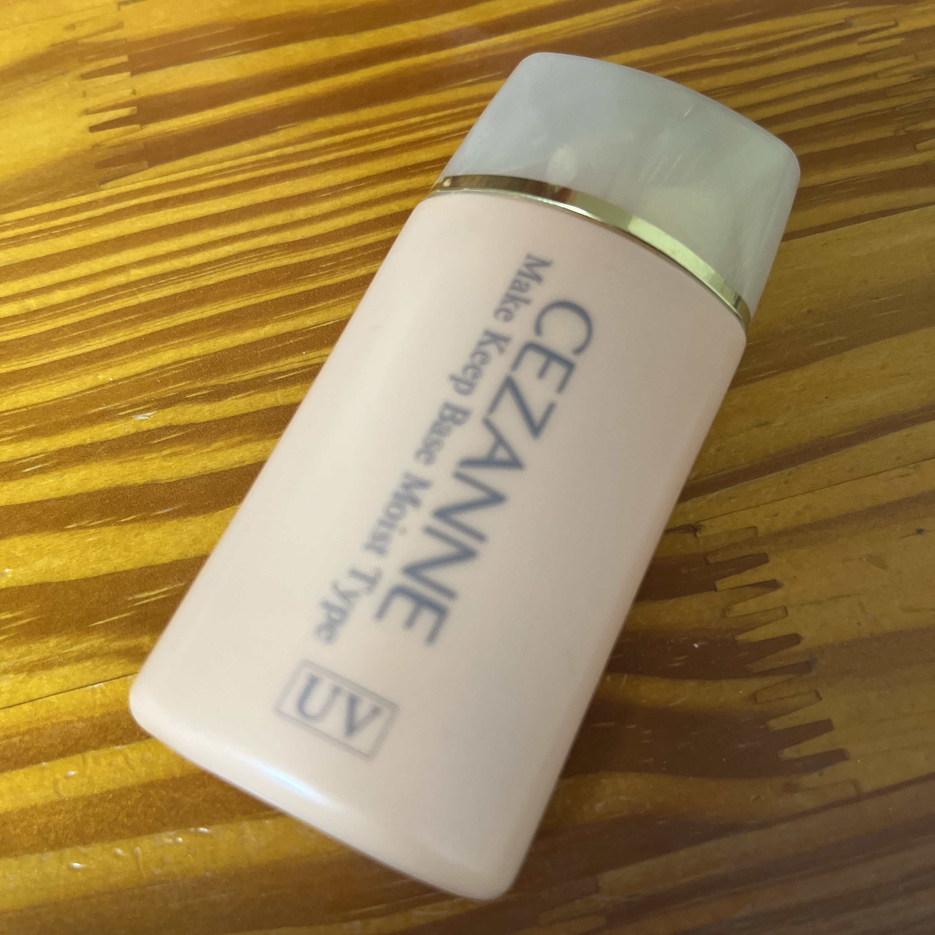 皮脂テカリ防止下地 保湿タイプ/CEZANNE/化粧下地を使ったクチコミ（1枚目）