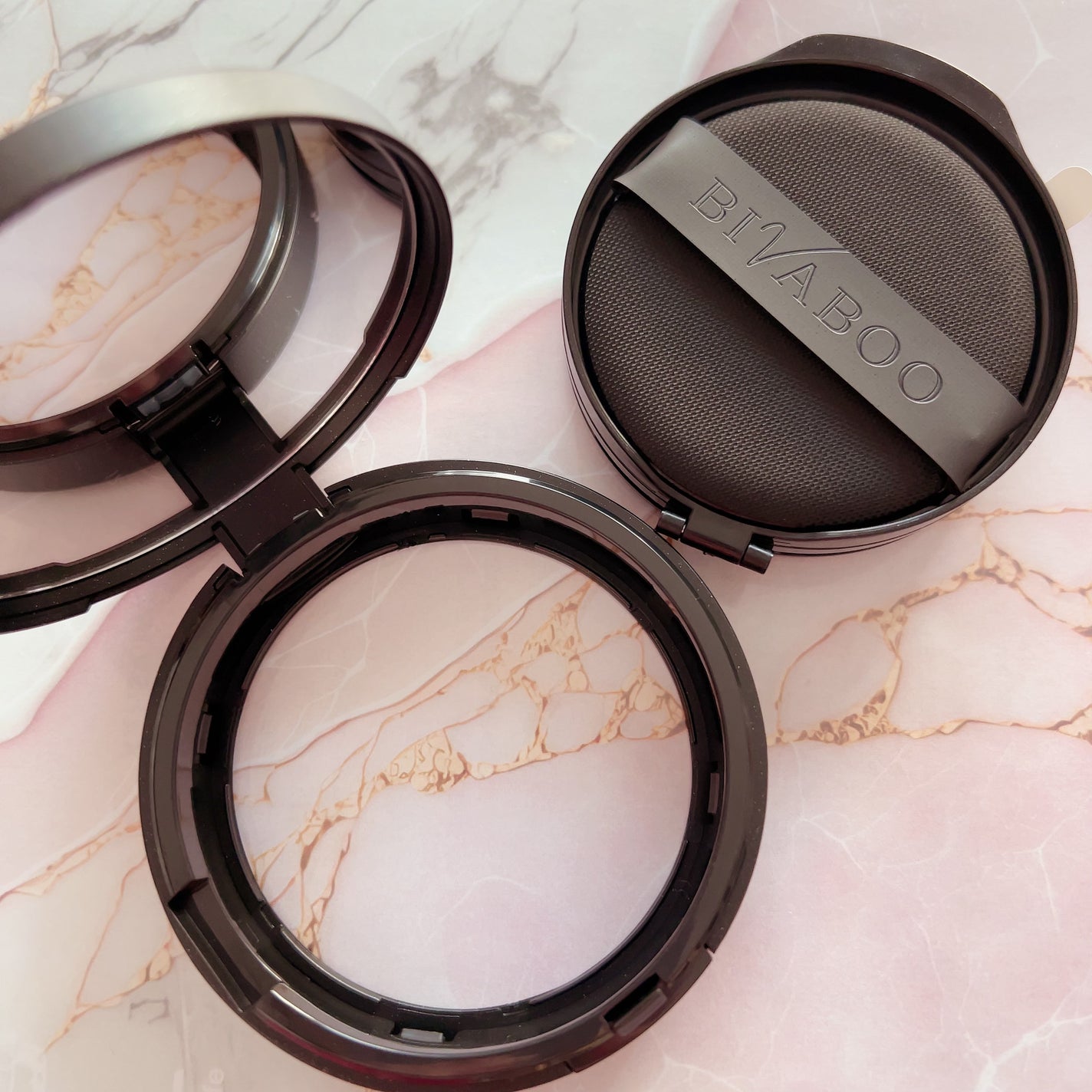 ベルベットジュエルクッション/BIVABOO/クッションファンデーションを使ったクチコミ(3枚目)