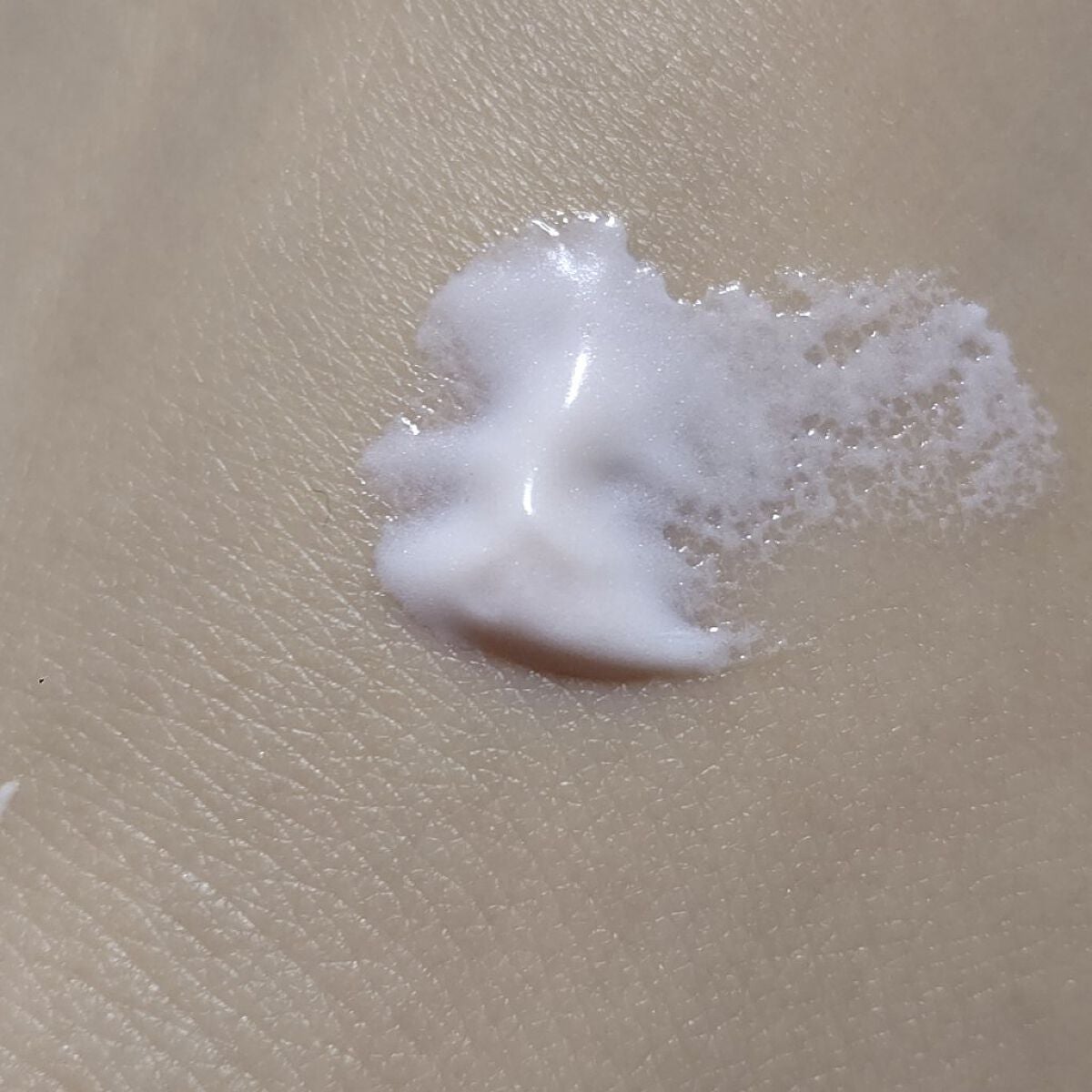 クロノビューティ トーンアップUV/アリィー/日焼け止めクリームを使ったクチコミ(4枚目)