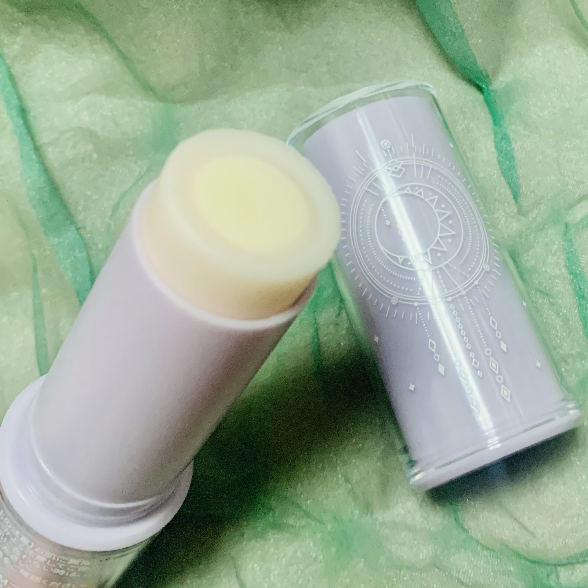 コラーゲンモイスチャーコアスティック/illuN/美容液を使ったクチコミ（2枚目）