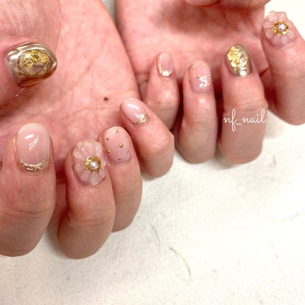 #ネイル,#ジェルネイル,#ニュアンスネイル,#キラキラネイル,#大人ネイル,#夏ネイル,#乳白ネイル,#ぷっくりフラワーネイル,#ドットネイルのネイルデザイン