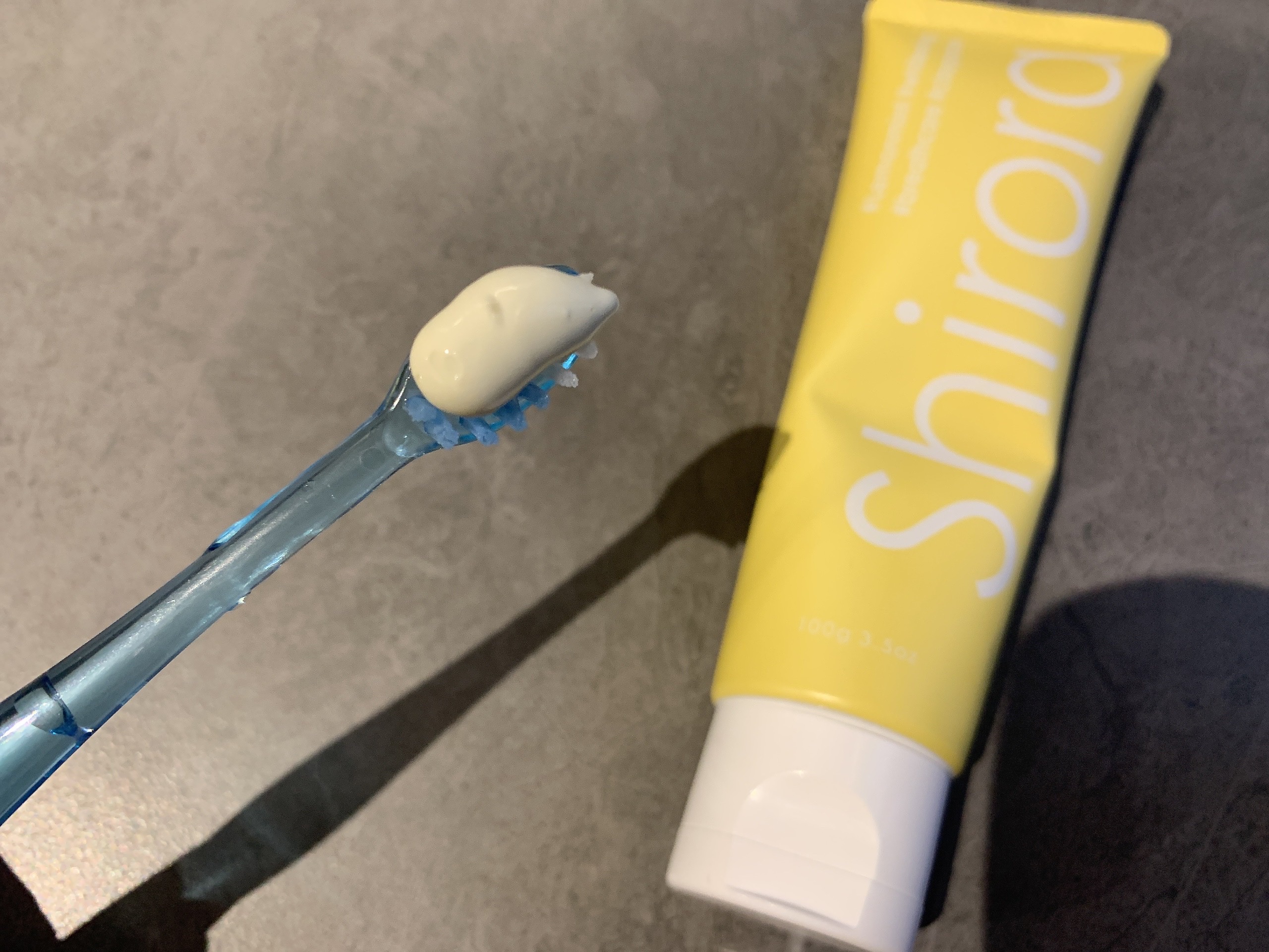 シローラクレイホワイトニング レモンミント/Shirora/歯磨き粉を使ったクチコミ（3枚目）