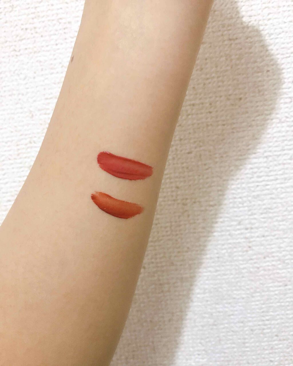 ジューシーラスティングティント/rom&nd/リップティントを使ったクチコミ（2枚目）