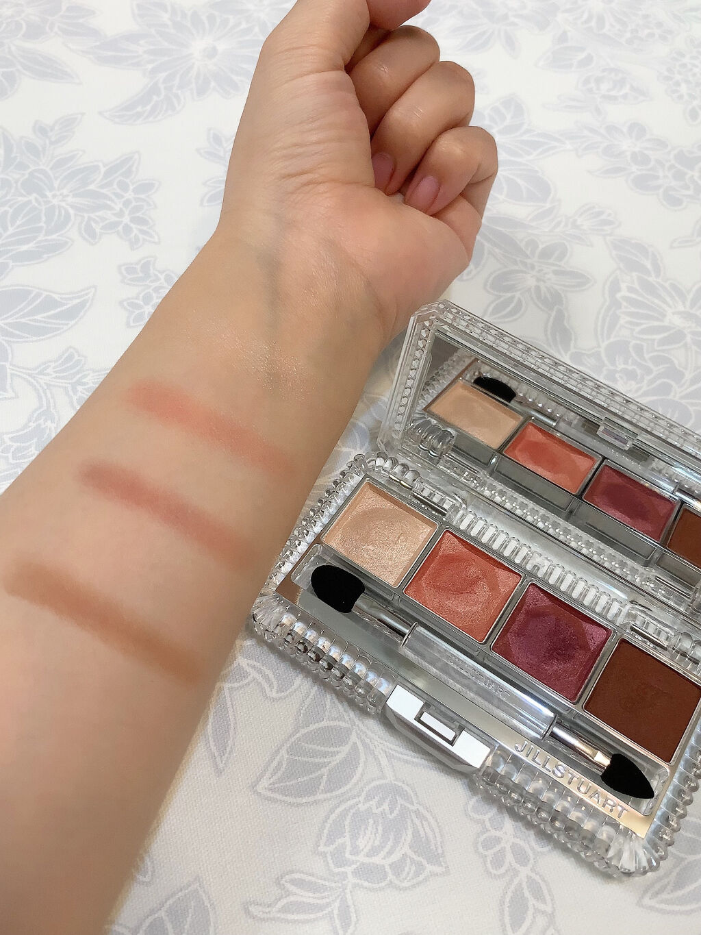 ルージュ クリスタル クリーミィホイップ　ティント 07 bite of grape/JILL STUART/リップティントを使ったクチコミ（2枚目）