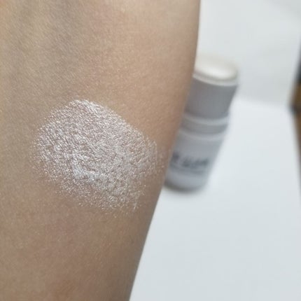 UR GLAM ハイライタースティック/U R GLAM/スティックハイライトを使ったクチコミ(4枚目)