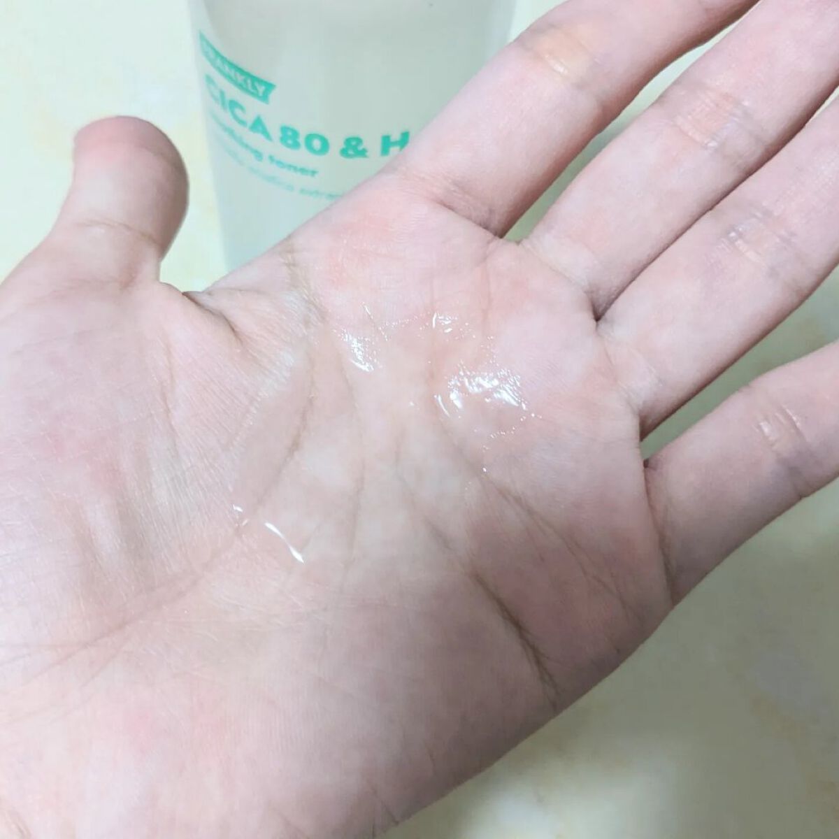 シカ80％ヒアルロン酸トナー/Frankly/化粧水を使ったクチコミ（3枚目）