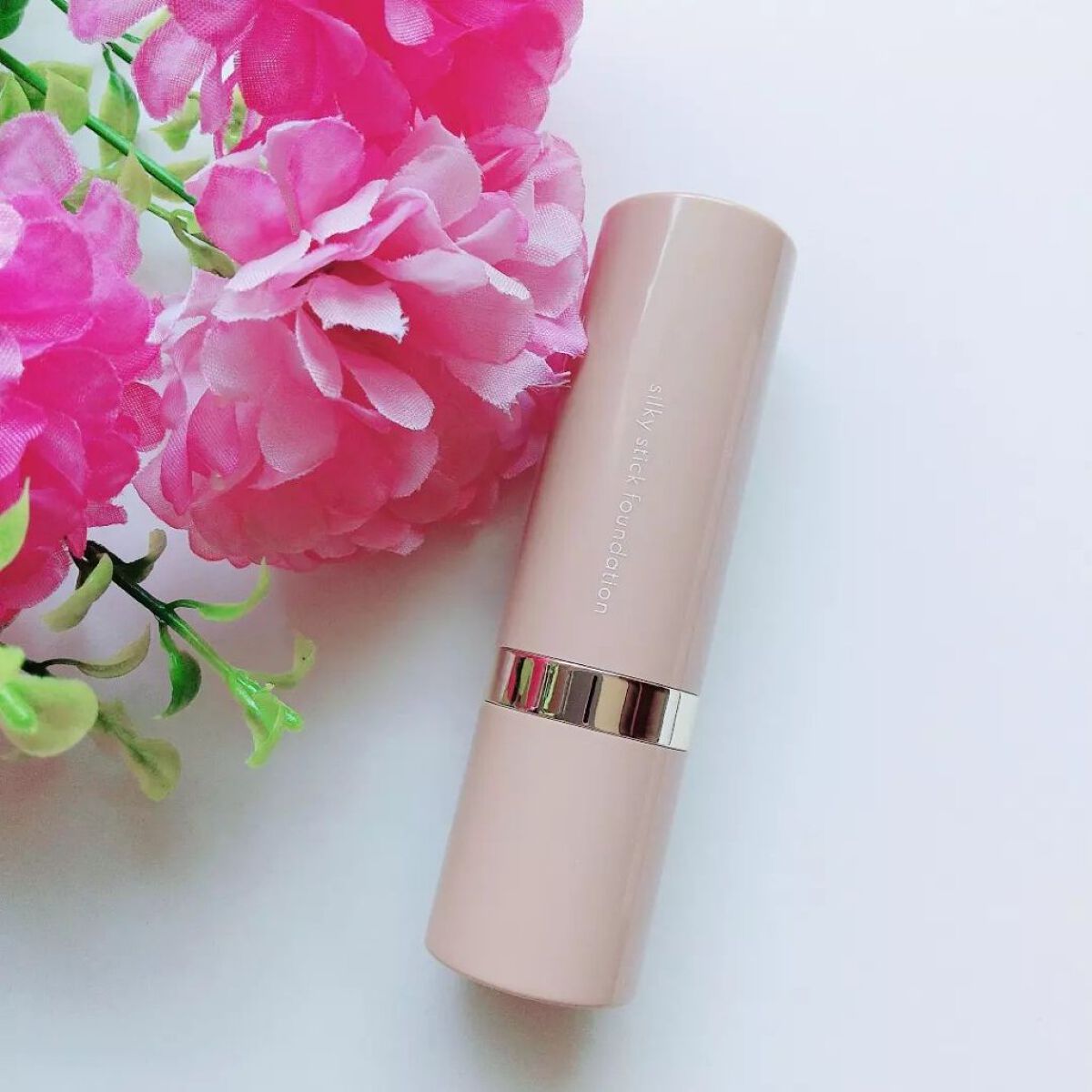 シルキースティックファンデーション/KAMIKA/その他ファンデーションを使ったクチコミ(1枚目)