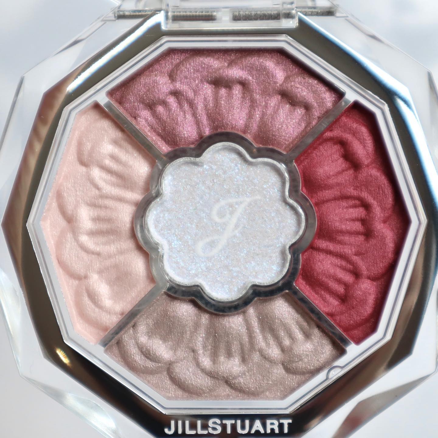ジルスチュアート ブルームクチュール アイズ　ジュエルドブーケ/JILL STUART/アイシャドウパレットを使ったクチコミ（2枚目）