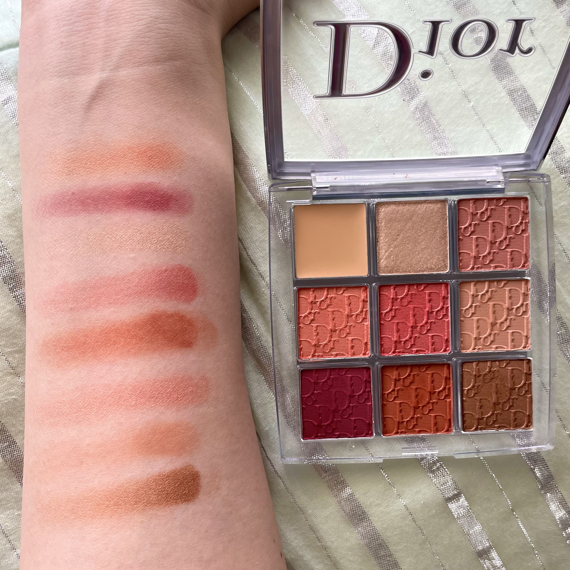 ディオール バックステージ アイ パレット/Dior/アイシャドウパレットを使ったクチコミ（2枚目）