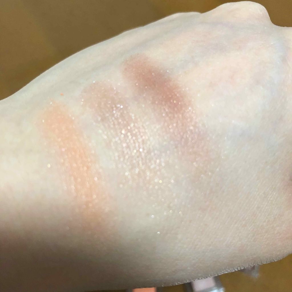 シャドーカスタマイズ/MAJOLICA MAJORCA/単色アイシャドウを使ったクチコミ(2枚目)