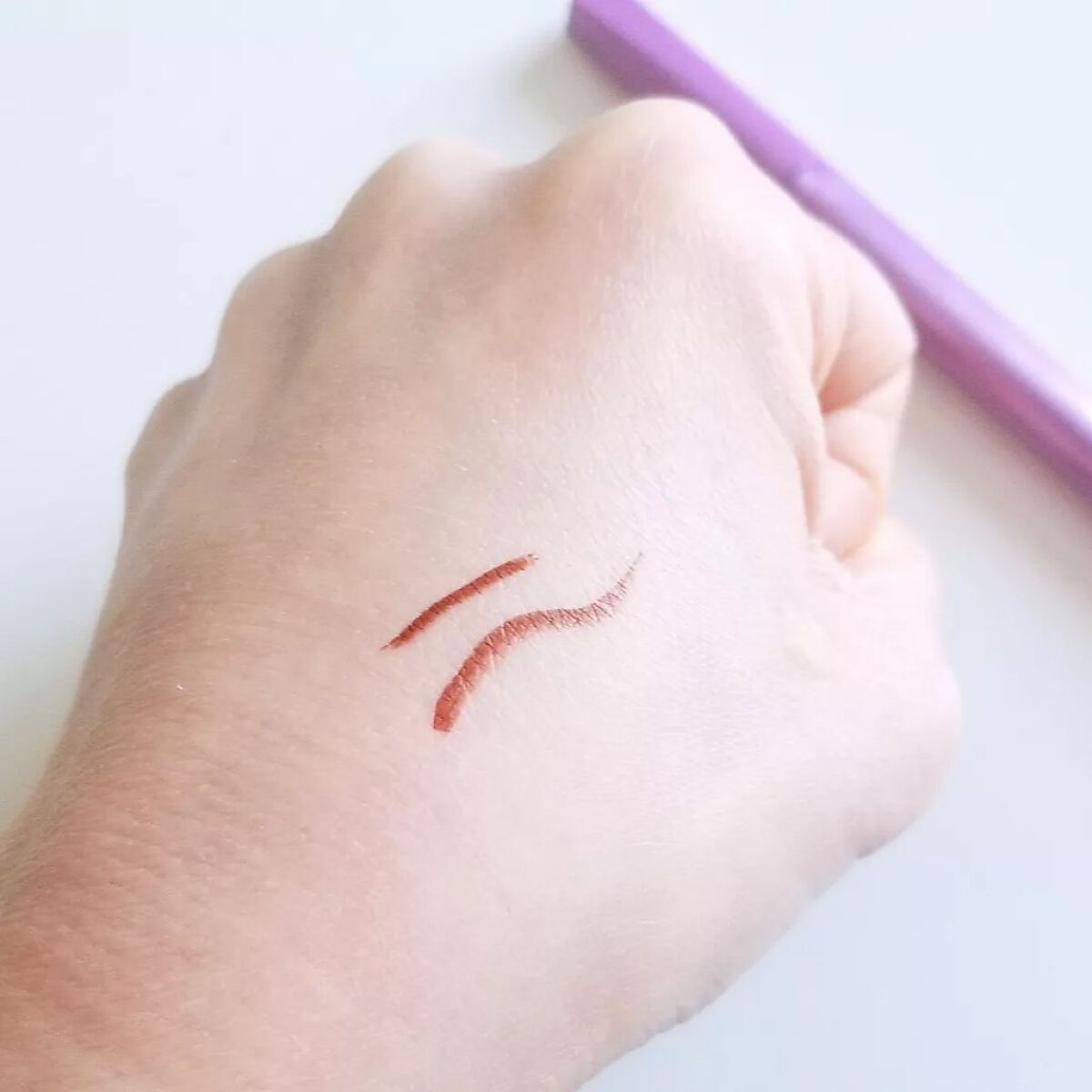 「密着アイライナー」ショート筆リキッド/デジャヴュ/リキッドアイライナーを使ったクチコミ（1枚目）