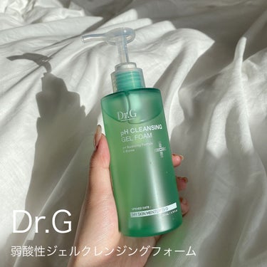 Dr.G 弱酸性クレンジングジェルフォームのクチコミ「＼人気のドクターズコスメ🇰🇷🤍／
【 Dr.G 弱酸性クレンジングジェルフォーム 】

┈┈┈.....」（2枚目）