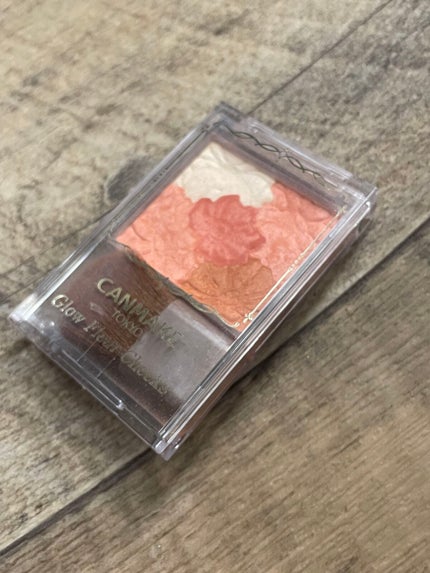 グロウフルールチークス/キャンメイク/パウダーチークを使ったクチコミ(1枚目)