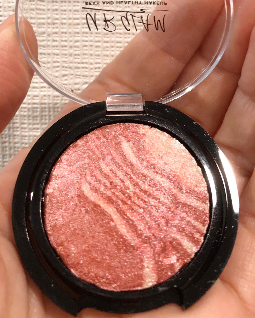 UR GLAM　EYE & CHEEK COLOR コーラルピンク/U R GLAM/単色アイシャドウを使ったクチコミ（1枚目）