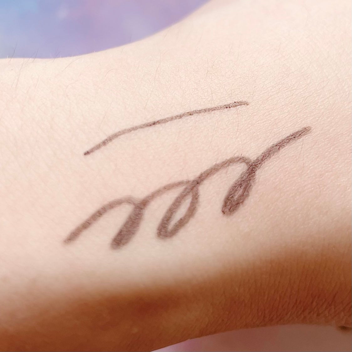 「密着アイライナー」極細クリームペンシル/デジャヴュ/ペンシルアイライナーを使ったクチコミ(4枚目)