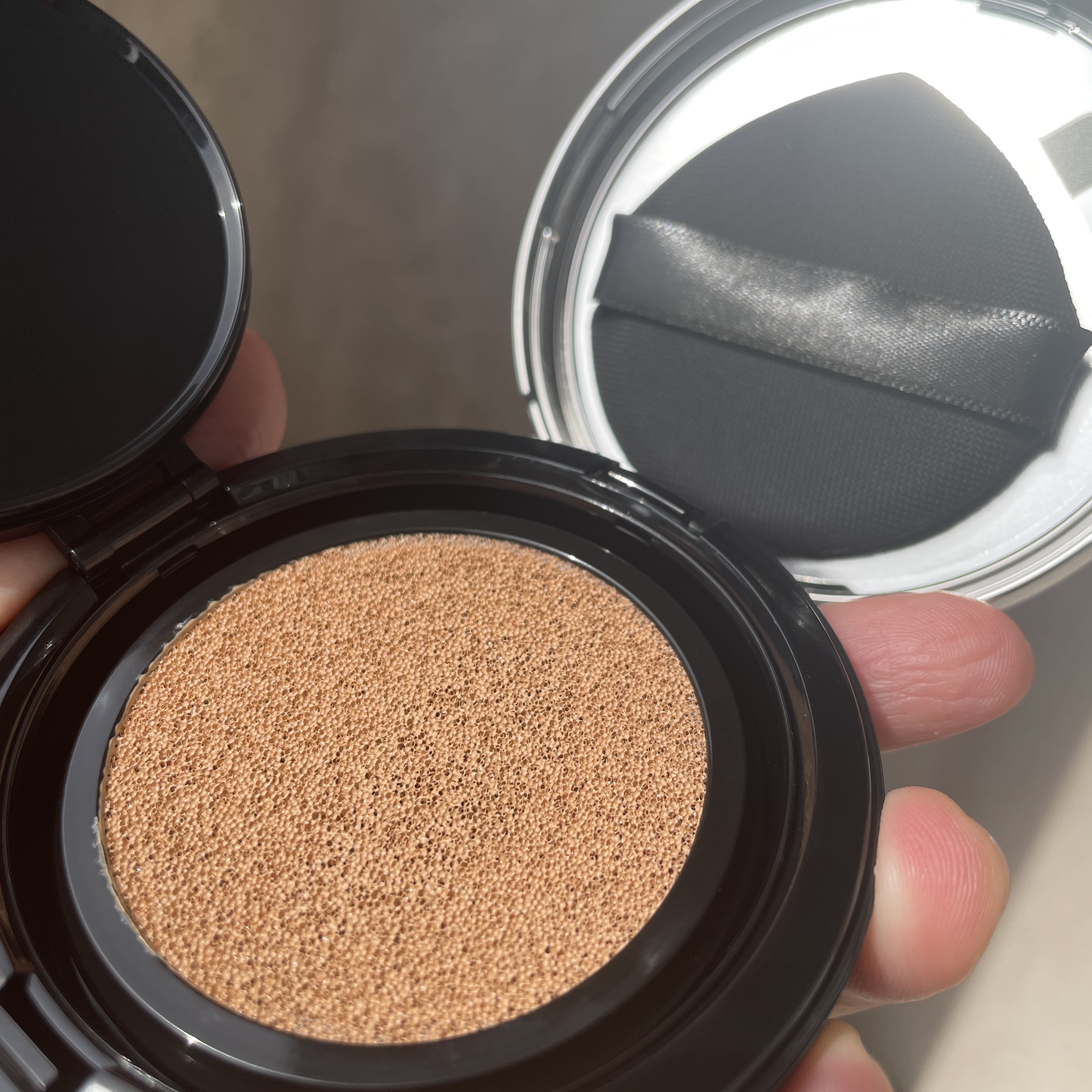 クリエイターズ ロングウェア UV クッション プライマー リッチ ファンデーション/ブリリアージュ/クッションファンデーションを使ったクチコミ（3枚目）