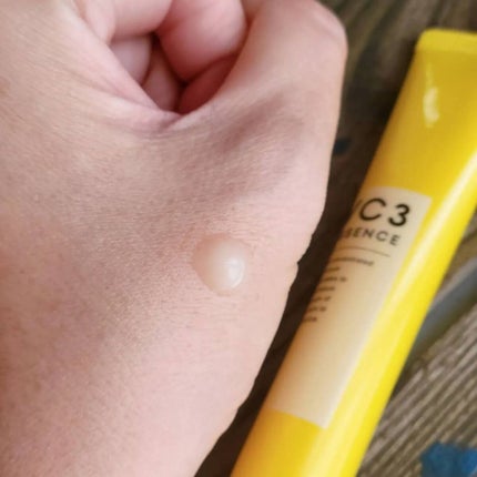 毛穴フォーカスVC VC3エッセンス/pdc/美容液を使ったクチコミ(2枚目)