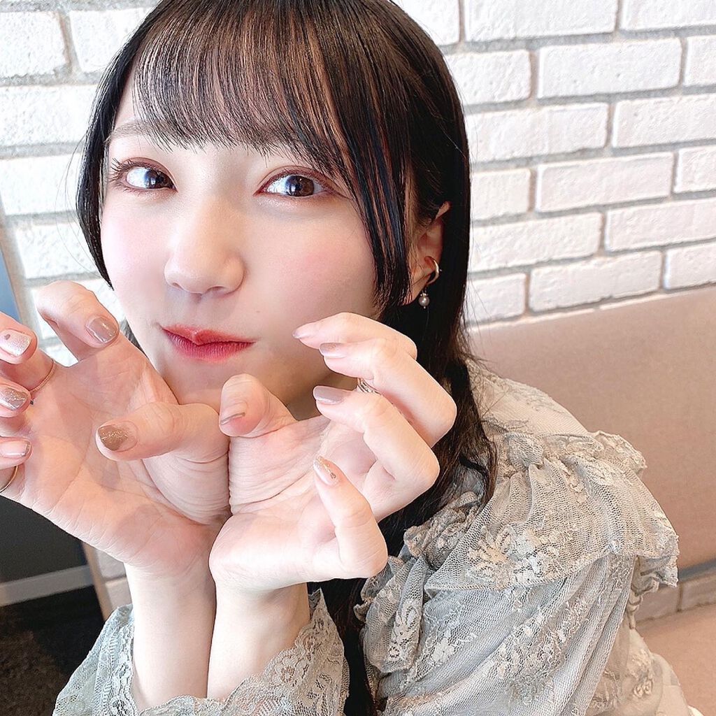 ラ ラック クチュール No.110 ゴールドマグネット/YVES SAINT LAURENT BEAUTE/マニキュアを使ったクチコミ（2枚目）