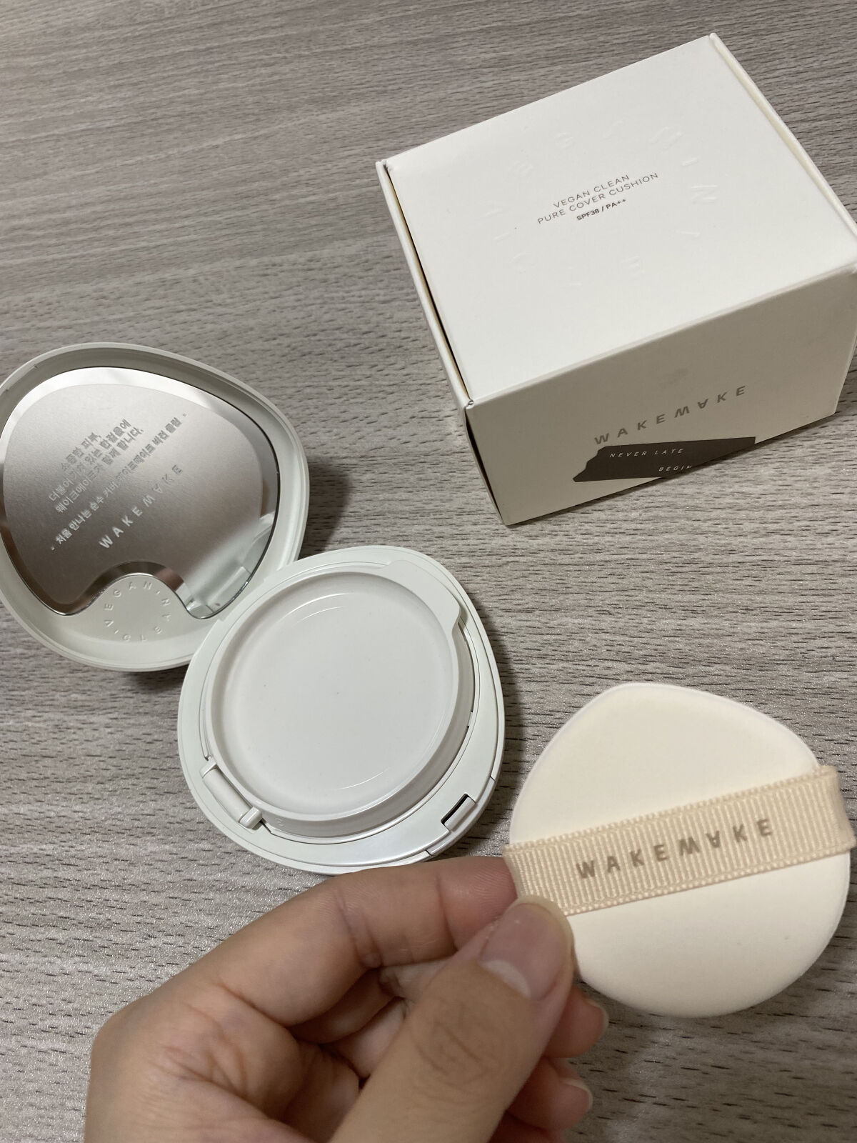ビーガンクリーンピュアカバークッション/wakemake/クッションファンデーションを使ったクチコミ（3枚目）