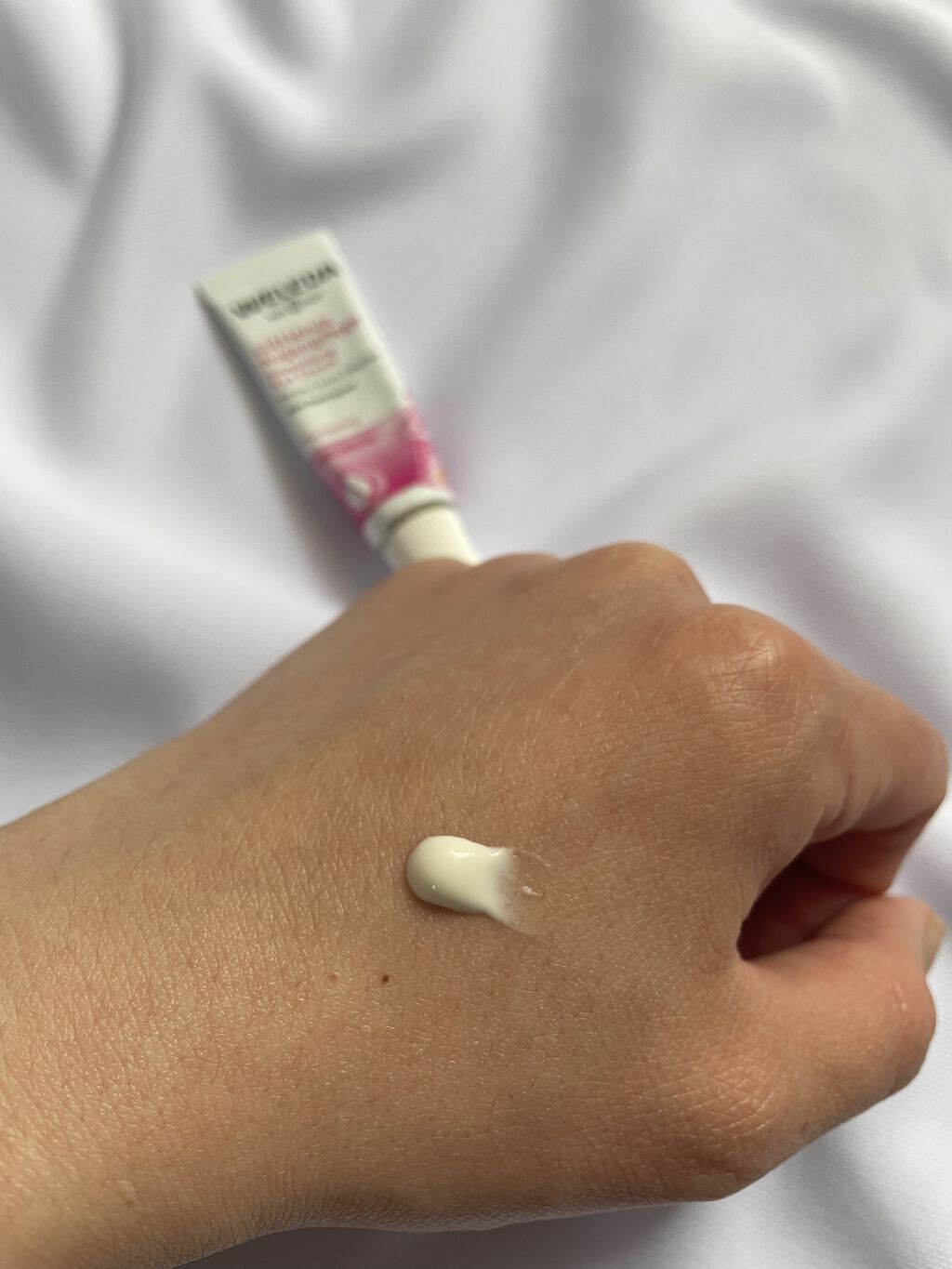 ワイルドローズ インテンシブアイクリーム/WELEDA/アイケア・アイクリームを使ったクチコミ（2枚目）