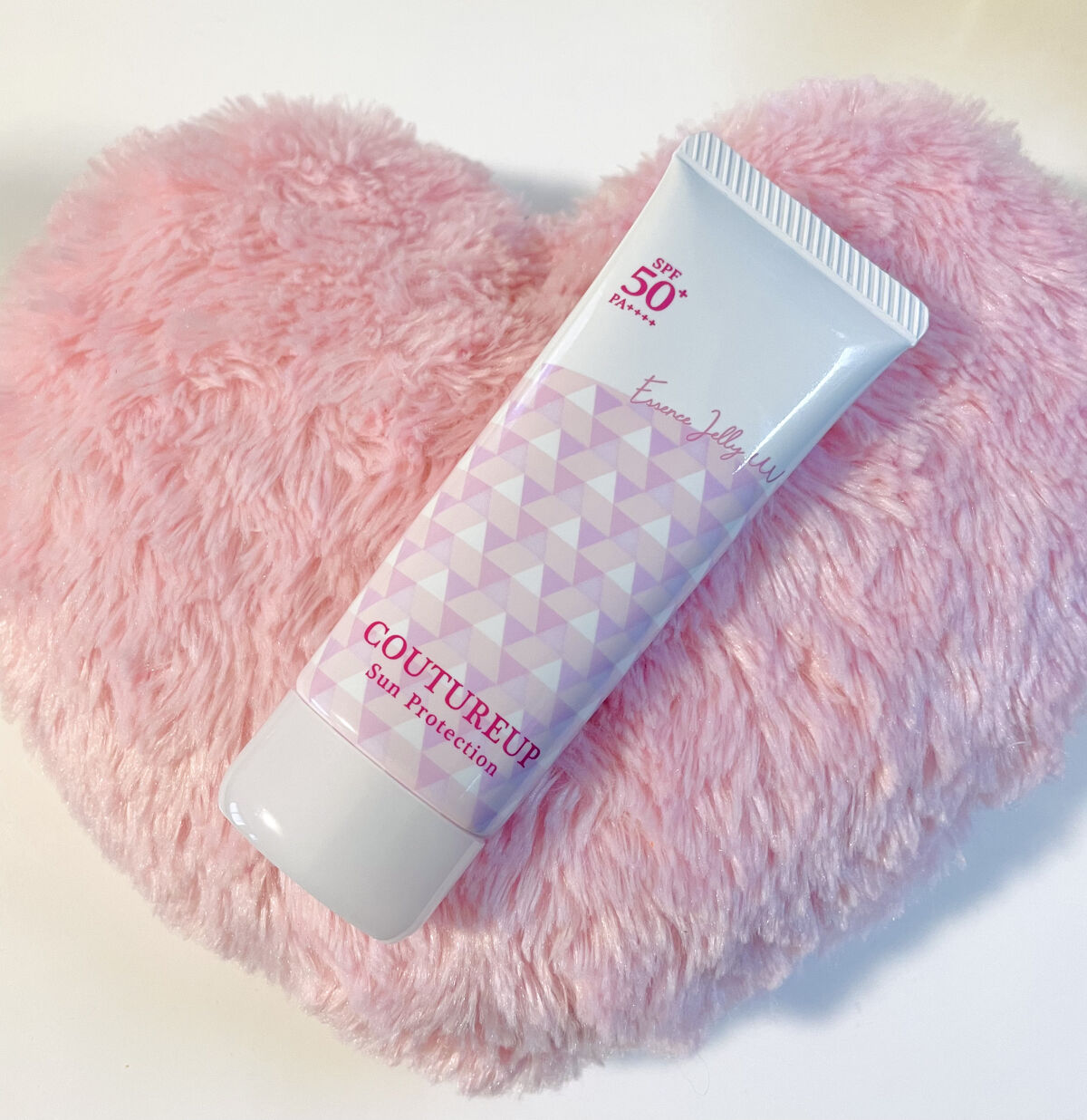 クチュールアップ エッセンスジェリーUV Mのクチコミ「クチュールアップ
エッセンスジェリーUV M


クチュールアップのクリームタイプを使っていま.....」（1枚目）