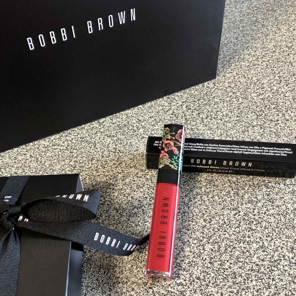 クラッシュドオイル インフューズド グロス/BOBBI BROWN/リップグロスを使ったクチコミ(1枚目)