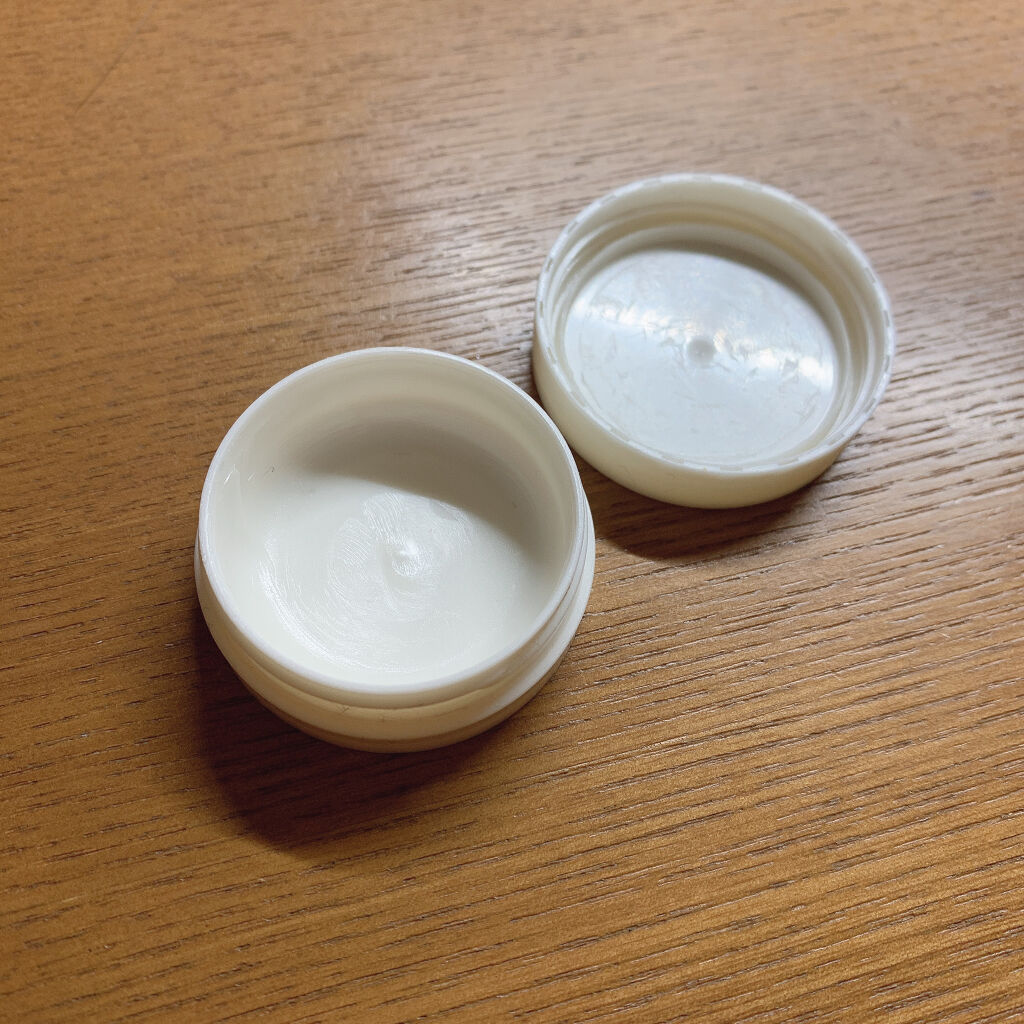 ディープモイスチャーナイトプロテクト　無香料/ニベア/リップマスクを使ったクチコミ（3枚目）