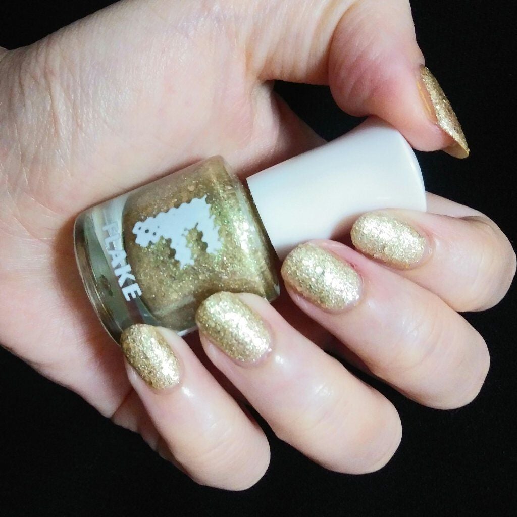 AT フレーク ネイル グリッター/Art Collection/マニキュアを使ったクチコミ(4枚目)