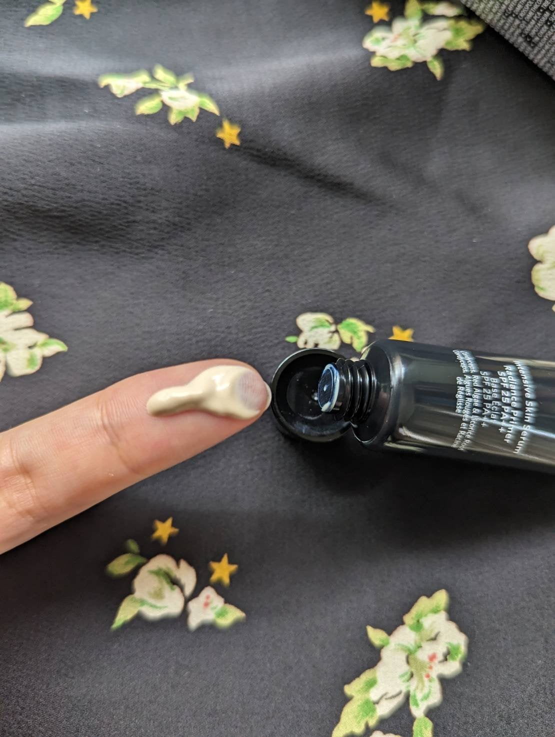 インテンシブ セラム ラディアンス プライマー/BOBBI BROWN/化粧下地を使ったクチコミ(2枚目)