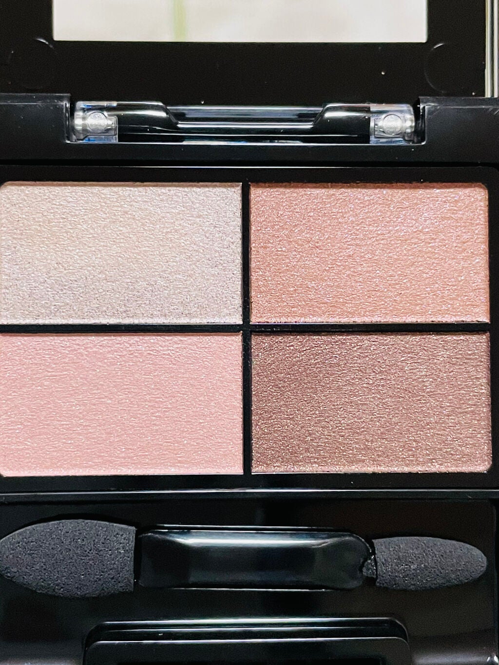 アイグロー シャドウ クワッド N/REVLON/アイシャドウパレットを使ったクチコミ(2枚目)