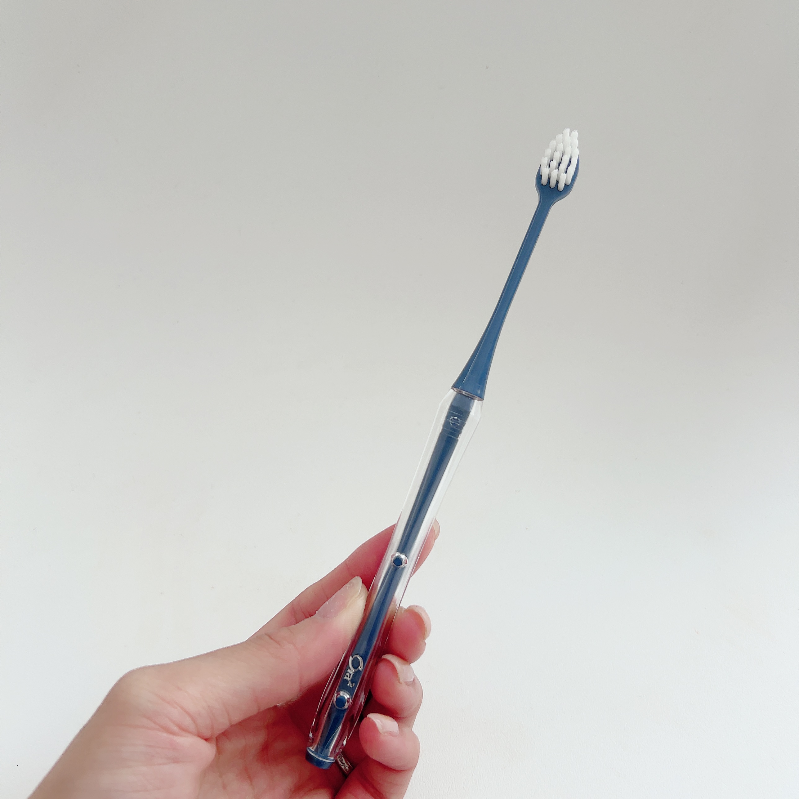 オーラツープレミアムハブラシ　なめらかフィット/オーラツー/歯ブラシを使ったクチコミ（3枚目）