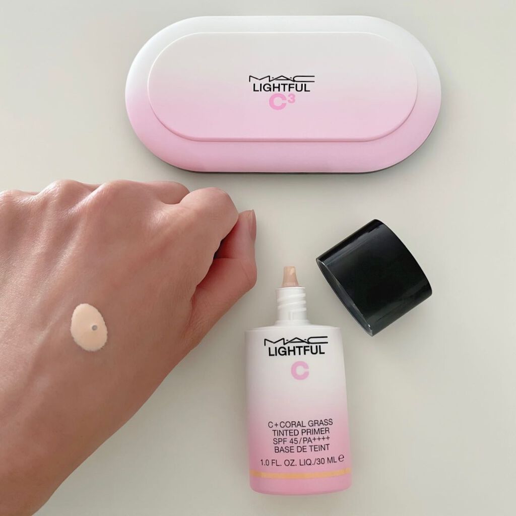 ライトフル C３ ナチュラル シルク パウダーファンデーション/M・A・C/パウダーファンデーションを使ったクチコミ（2枚目）