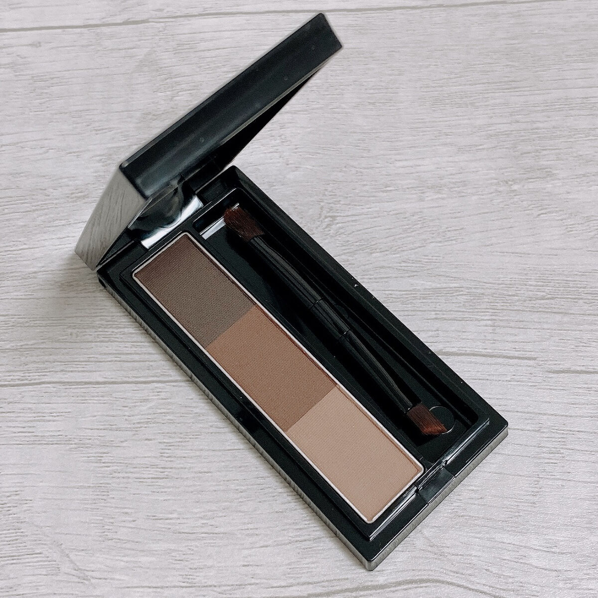 ヴィセ リシェ アイブロウパウダー/Visée/パウダーアイブロウを使ったクチコミ（2枚目）